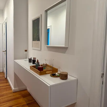 شقة Grosszuegige Altbauwohnung Mit Balkon *